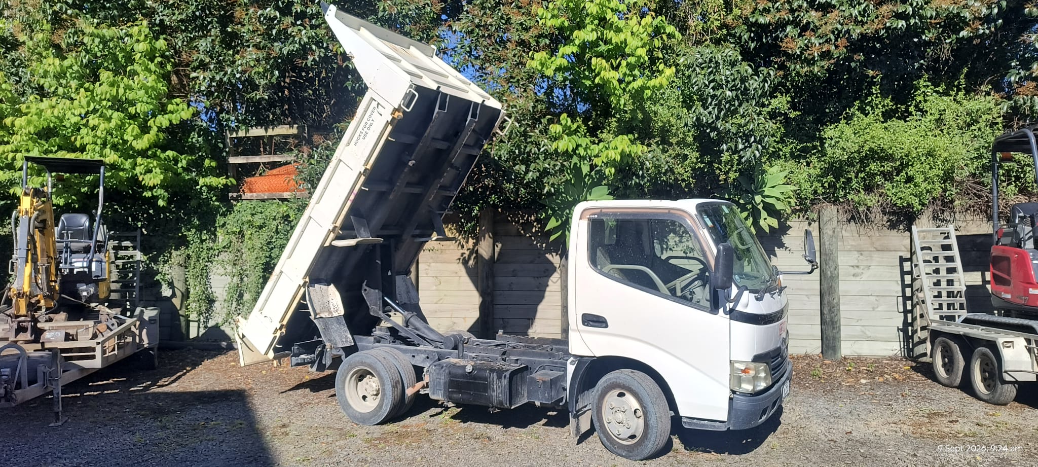 Hino Dutro 2 tonne tip truck hire Kerikeri